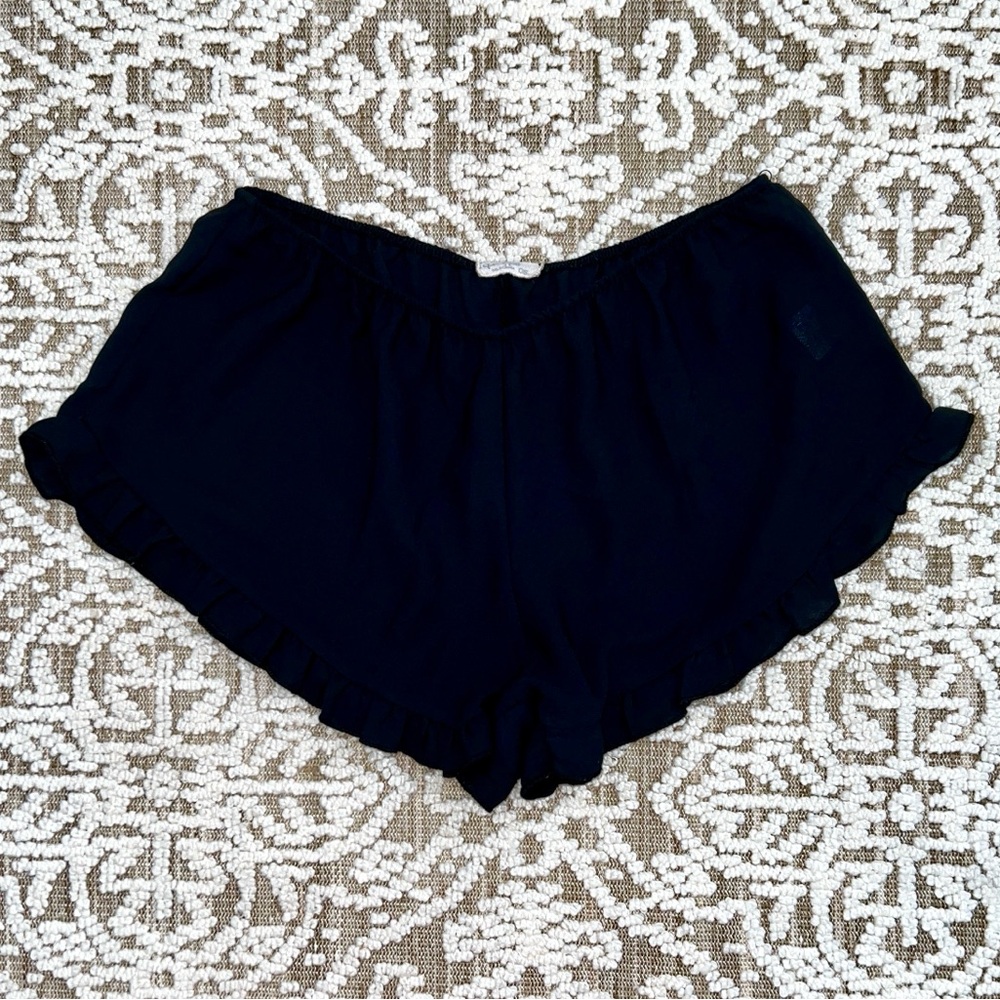 Brandy Melville - John Galt | Black Ruffle Hem Women's Shorts